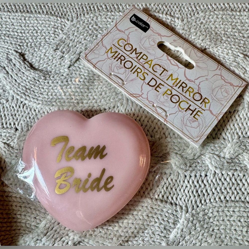 “Team Bride” Gift Set - Picture 3 of 6